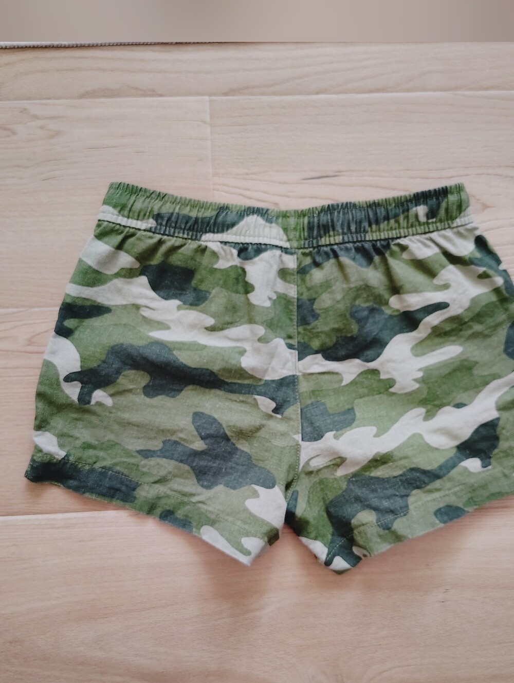 Camo Drawstring Shorts - Picture 3 of 4